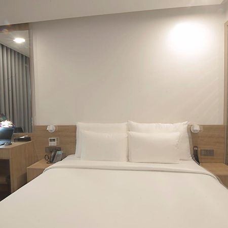 Elite Homestay Ха Лонг Екстериор снимка